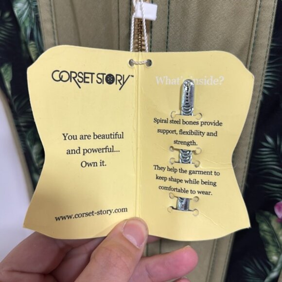 NWT Corset Story Tapestry Inspired Floral Green Zip Up Corset Top size 34” - Picture 6 of 11